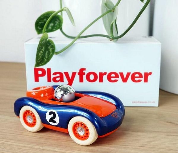 Playforever Viglietta Jasper impressie Playforever auto speelgoedauto auto's speelgoedvoertuigen voertuigen design raceauto racewagen