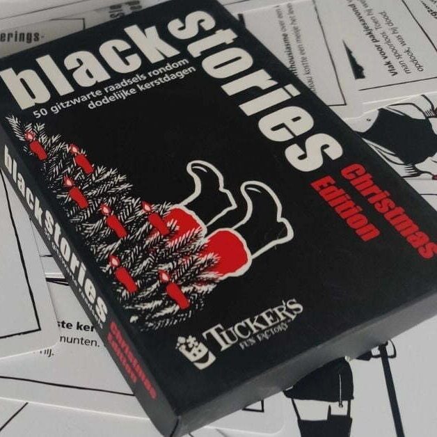 Black-Stories-spel-raadsels black stories tucker's fun factory raadsels grappig grapjes zwartgallig breinbrekers denkpuzzels logicapuzzels