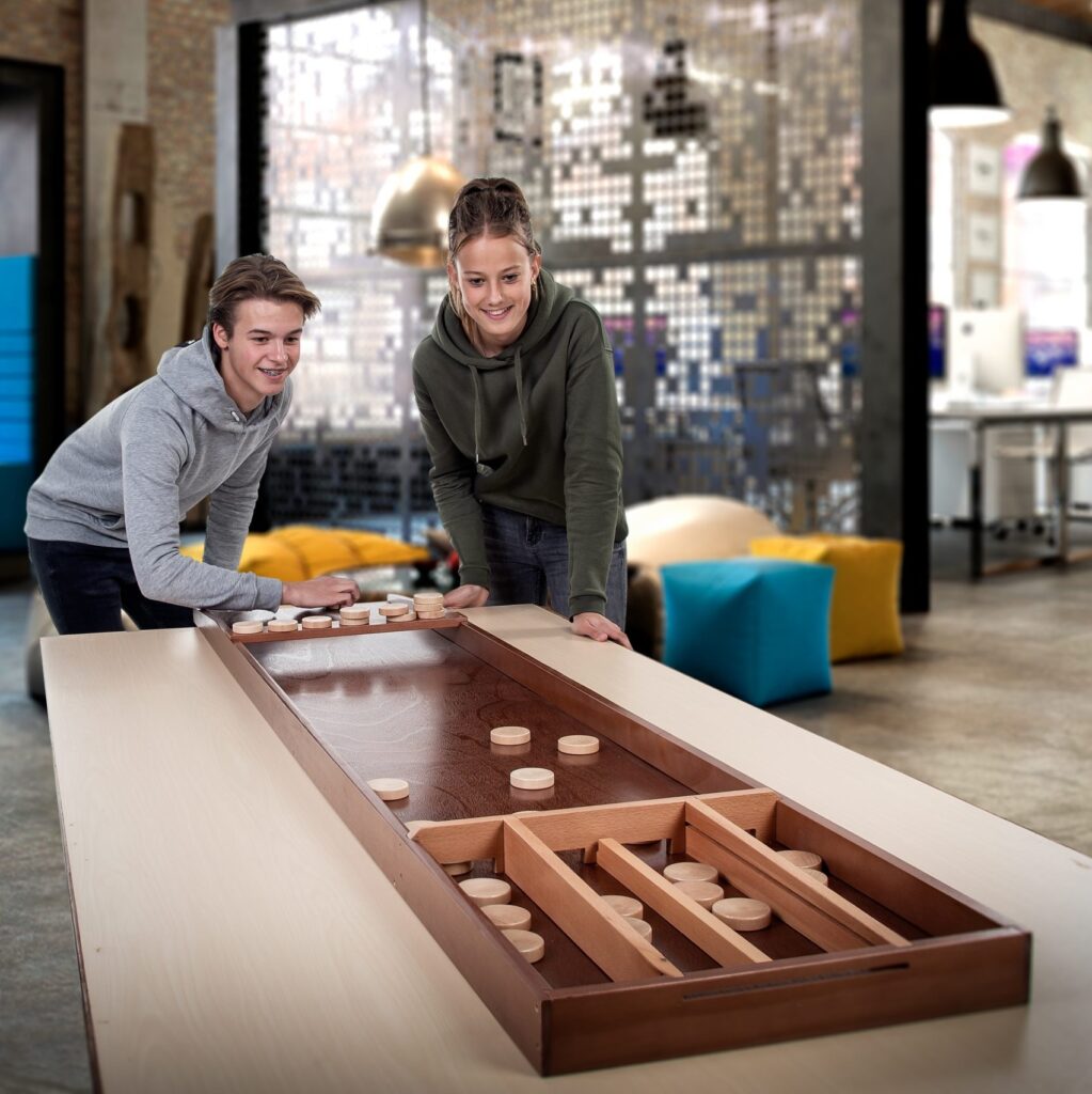 sjoelbak sjoelen longfield games hout houten speelgoed spellen gezelschapsspellen authentiek klassiek